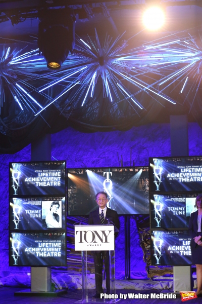 Photo Coverage: Bruce Willis & Mary-Louise Parker Announce 2015 Tony Nominations! Image
