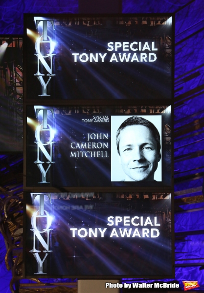 Photo Coverage: Bruce Willis & Mary-Louise Parker Announce 2015 Tony Nominations! Image