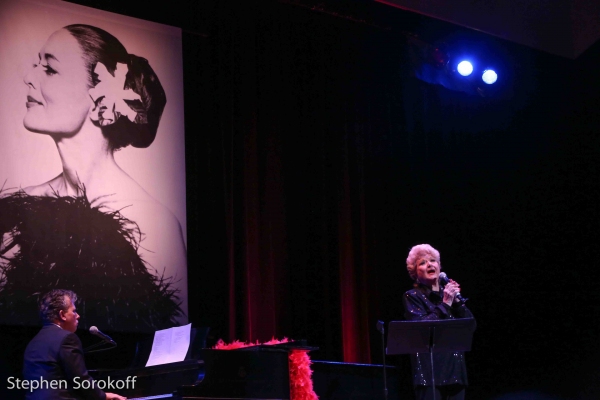 Photo Coverage: KT Sullivan & More Honor Julie Wilson at Town Hall 