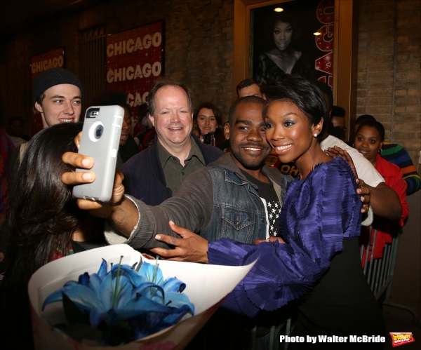 Photo Coverage: Broadway's Newest Murderess, Brandy Norwood, Greets Fans Backstage at CHICAGO! Photo Coverage: Broadway's Newest Murderess, Brandy Norwood, Greets Fans Backstage at CHICAGO! Image