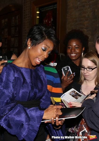 Photo Coverage: Broadway's Newest Murderess, Brandy Norwood, Greets Fans Backstage at CHICAGO! Photo Coverage: Broadway's Newest Murderess, Brandy Norwood, Greets Fans Backstage at CHICAGO! Image