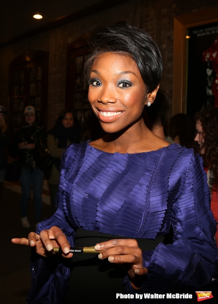 Photo Coverage: Broadway's Newest Murderess, Brandy Norwood, Greets Fans Backstage at CHICAGO!  Image