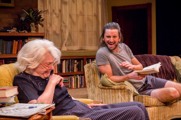 Photo Flash: First Look at Artists Rep's 4000 MILES 