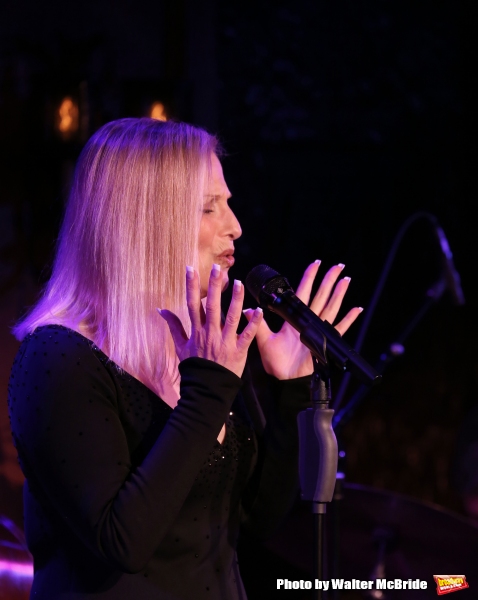Exclusive Photo Coverage: Roslyn Kind Returns to 54 Below Image