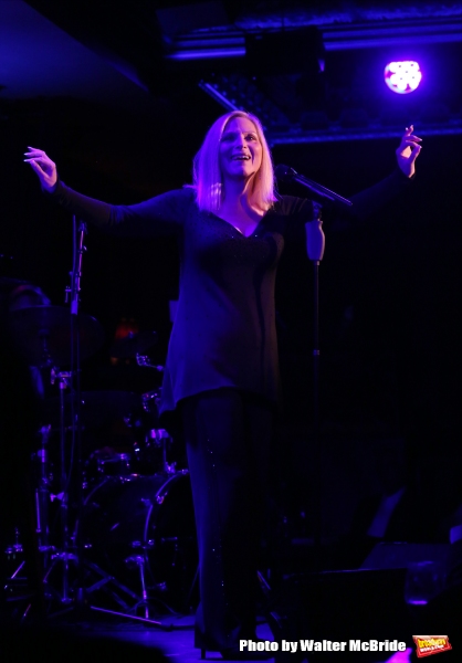 Exclusive Photo Coverage: Roslyn Kind Returns to 54 Below Image