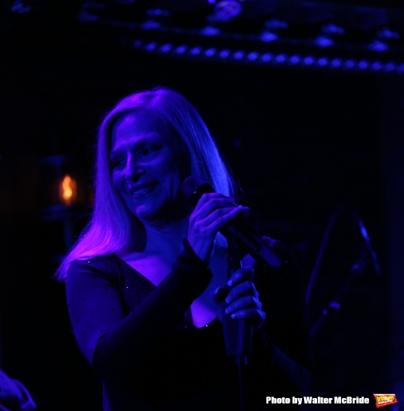 Exclusive Photo Coverage: Roslyn Kind Returns to 54 Below Image