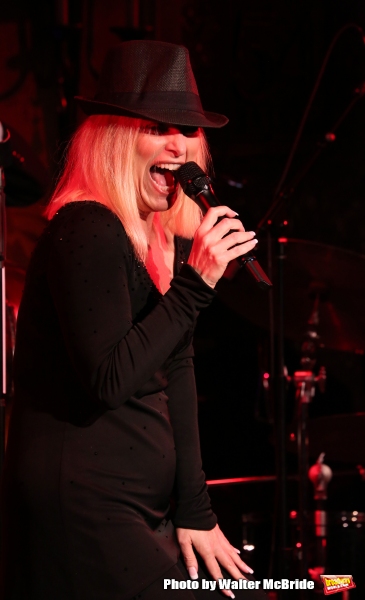 Exclusive Photo Coverage: Roslyn Kind Returns to 54 Below Image