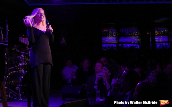 Exclusive Photo Coverage: Roslyn Kind Returns to 54 Below Image