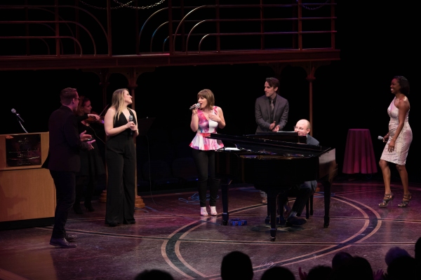 Photo Flash: Jessie Mueller and More at 2015 Sarah Siddons Society's SO BEAUTIFUL! Tribute in Chicago Image