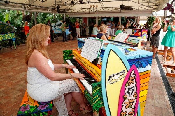 Photo Flash: Kretzer Piano Music Foundation Kicks Off GREAT GIVE 2015 with 9-Piano Serenade at The Colony Image