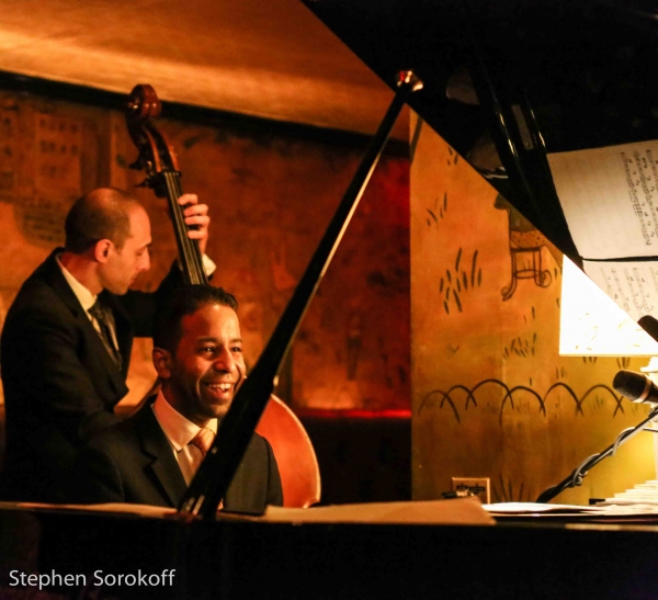 Photo Coverage: Loston Harris Trio Play Bemelmans Bar Image