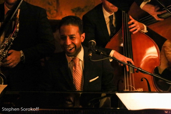 Photo Coverage: Loston Harris Trio Play Bemelmans Bar Image