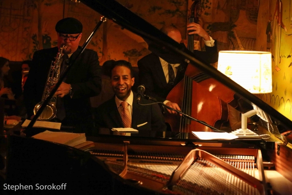 Photo Coverage: Loston Harris Trio Play Bemelmans Bar Image