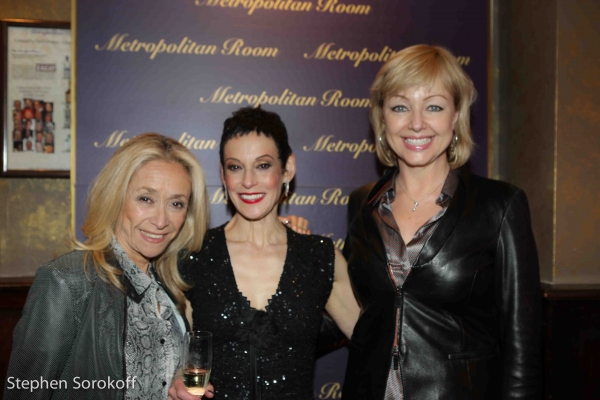 Photo Coverage: Giselle Wolf Brings LOVE: A CELEBRATION to the Metropolitan Room Image