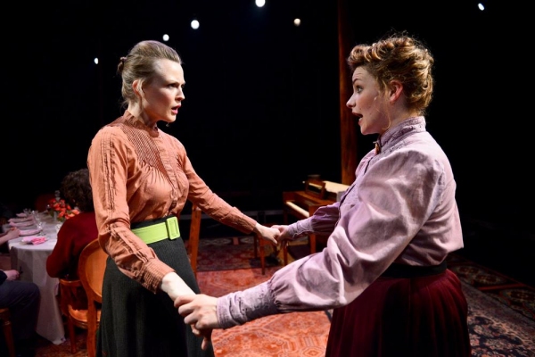 Photo Flash: First Look at The Hypocrites' THREE SISTERS Image