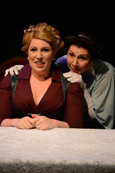 Anna Kirkland as Elisabeth Schwarzkopf with Ellyn Stein as Maria Ivogun Photo