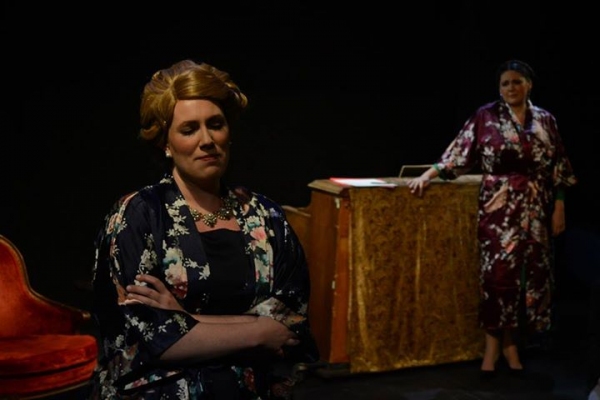 Photo Flash: First Look at Beautiful Soup's DER KANARIENVOGEL (THE CANARY) Image