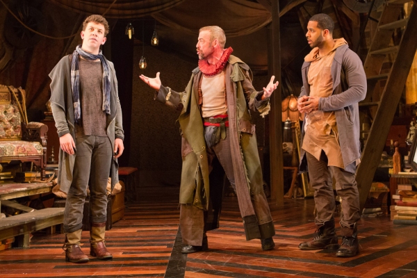 Photo Flash: First Look at Folger Theatre's ROSENCRANTZ AND GUILDENSTERN ARE DEAD Image