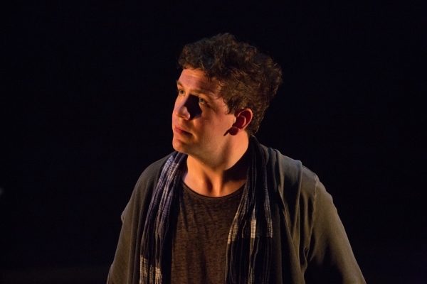 Photo Flash: First Look at Folger Theatre's ROSENCRANTZ AND GUILDENSTERN ARE DEAD Image