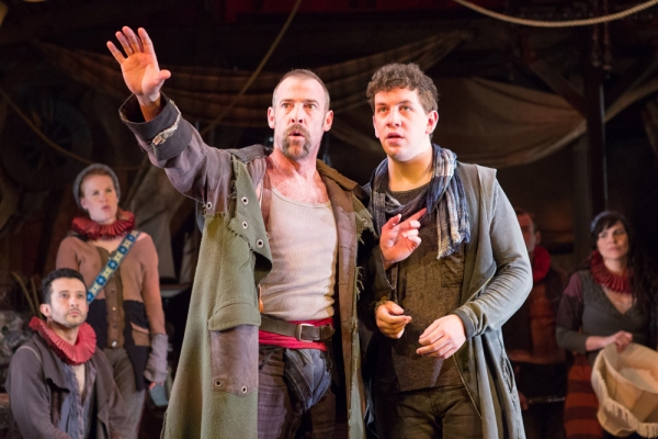 Photo Flash: First Look at Folger Theatre's ROSENCRANTZ AND GUILDENSTERN ARE DEAD 