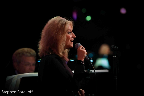 Photo Coverage: Julie Budd Plays The Metropolitan Room Image