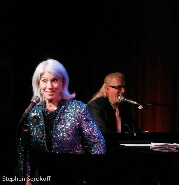 Photo Coverage: Jamie deRoy Brings Her Friends to Broadway at Birdland Image