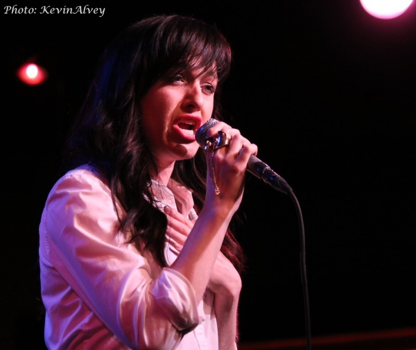 Photo Flash: Lena Hall, Hugh Panaro and More Join Jamie deRoy at Birdland Image