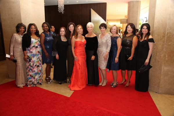 Photo Flash: Cicely Tyson, Maggie Gyllenhaal, Tracee Ellis Ross and More at Alliance for Women in Media's 2015 Gracies Awards Image