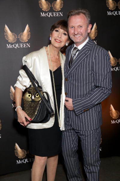 Photo Flash: McQUEEN, Starring Stephen Wight and Dianna Agron, Celebrates Opening Night at the St. James Image