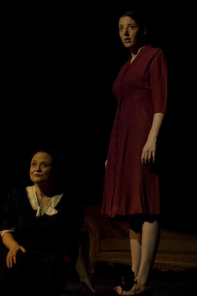 Photo Flash: First Look at Players Theatre's THE GLASS MENAGERIE Image