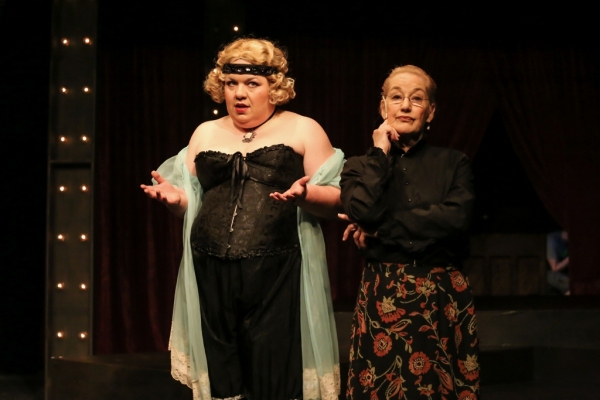 Photo Flash: First Look- CABARET at Tacoma Little Theatre Image