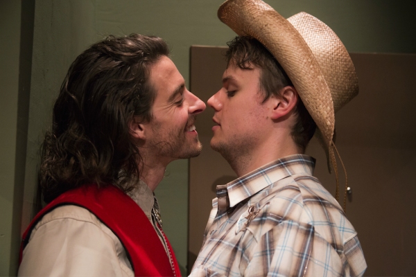 Photo Flash: First Look at MIKE & MOLLY Creator's Off-Broadway Play NEW COUNTRY Image