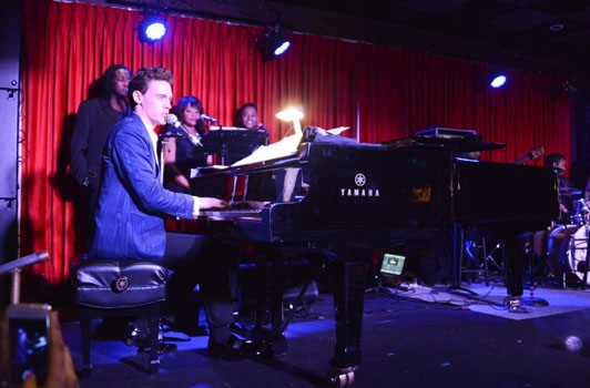 Photo Flash: Erich Bergen Performs Live at Catalina Jazz Club 