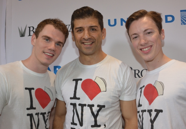 Photo Coverage: Hangin' with the Stars of 2015 Stars In The Alley! Image