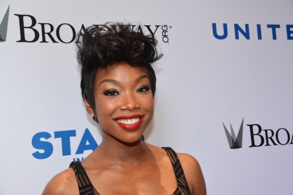 Photo Coverage: Hangin' with the Stars of 2015 Stars In The Alley! Image