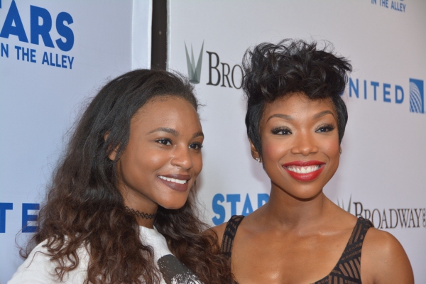 Photo Coverage: Hangin' with the Stars of 2015 Stars In The Alley! Image