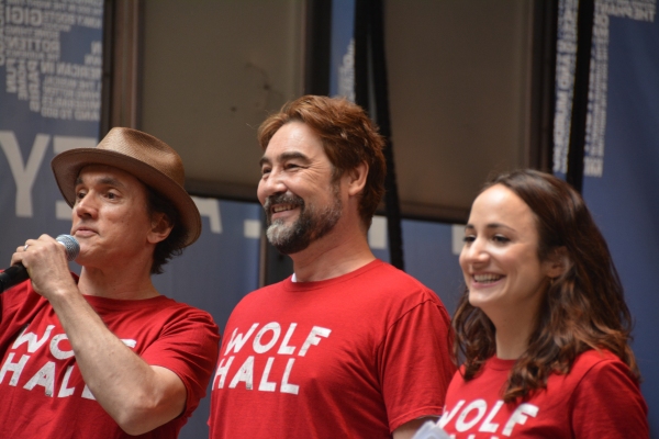 Photo Coverage: Hangin' with the Stars of 2015 Stars In The Alley! Image