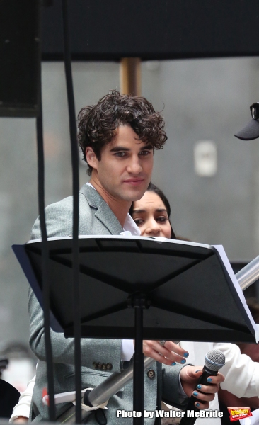 Photo Coverage: Singin' in the Street! Broadway Unites for Another Year of Stars in the Alley - Part One Image