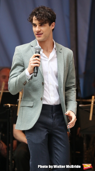 Photo Coverage: Singin' in the Street! Broadway Unites for Another Year of Stars in the Alley - Part One Image