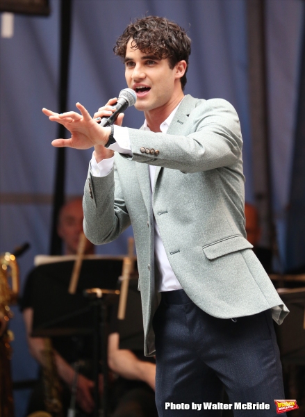 Photo Coverage: Singin' in the Street! Broadway Unites for Another Year of Stars in the Alley - Part One Image