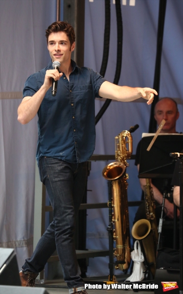 Photo Coverage: Singin' in the Street! Broadway Unites for Another Year of Stars in the Alley - Part One Image