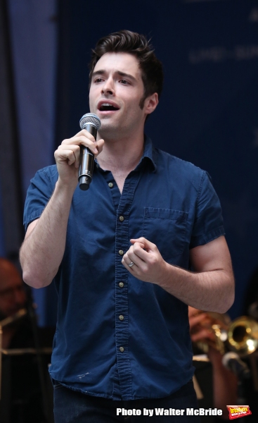 Photo Coverage: Singin' in the Street! Broadway Unites for Another Year of Stars in the Alley - Part One Image