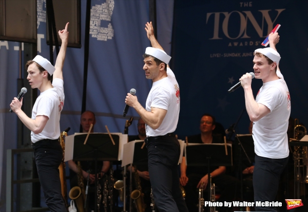 Photo Coverage: Singin' in the Street! Broadway Unites for Another Year of Stars in the Alley - Part One Image