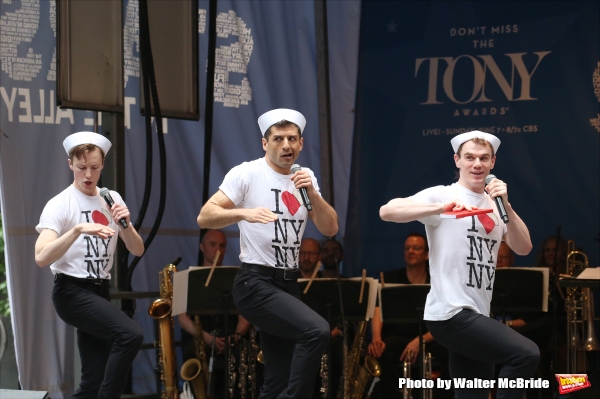 Photo Coverage: Singin' in the Street! Broadway Unites for Another Year of Stars in the Alley - Part One Image