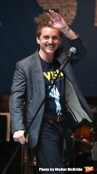 Photo Coverage: Singin' in the Street! Broadway Unites for Another Year of Stars in the Alley - Part Two Image