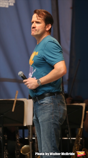 Photo Coverage: Singin' in the Street! Broadway Unites for Another Year of Stars in the Alley - Part Two Image
