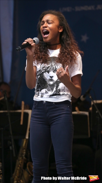 Photo Coverage: Singin' in the Street! Broadway Unites for Another Year of Stars in the Alley - Part Two Image