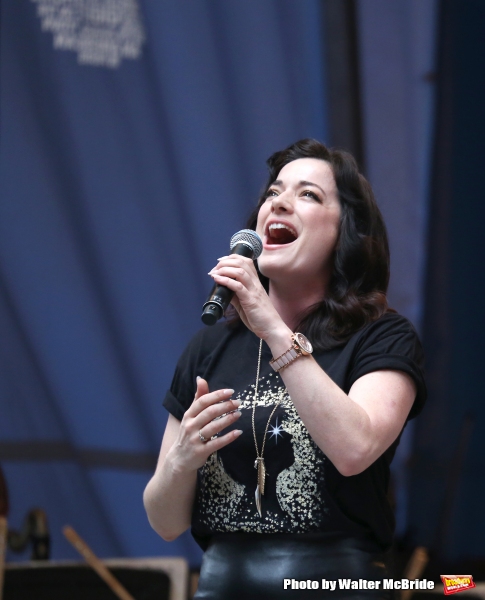 Photo Coverage: Singin' in the Street! Broadway Unites for Another Year of Stars in the Alley - Part Two 