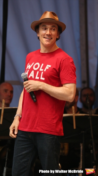 Photo Coverage: Singin' in the Street! Broadway Unites for Another Year of Stars in the Alley - Part Two Image