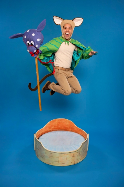 Photo Flash: Meet the Cast of Off-Broadway's SKIPPYJON JONES SNOW WHAT ( & THE 7 CHIHUAHUAS) Image
